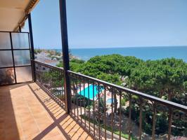 '¡Apartamento en primera linea de playa en Calahonda con espectaculares vistas al mar!' photo 0
