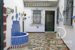 Casa - Chalet en venta en Antequera de 245 m2 photo 0