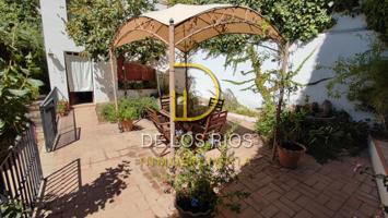 Casa - Chalet en venta en Granada de 658 m2 photo 0