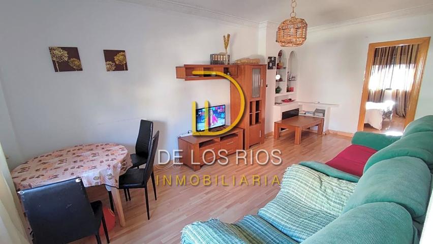Apartamento en venta en Granada de 65 m2 photo 0