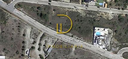 Terreno en venta en La Zubia de 772 m2 photo 0