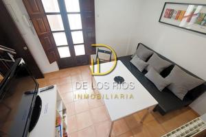 Habitación en alquiler en Granada de 93 m2 photo 0