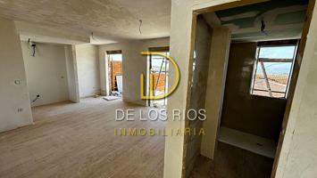 Apartamento en venta en La Zubia de 93 m2 photo 0
