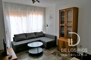 Apartamento en alquiler en Granada de 70 m2 photo 0