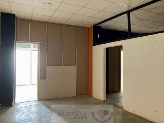 Local comercial en venta photo 0