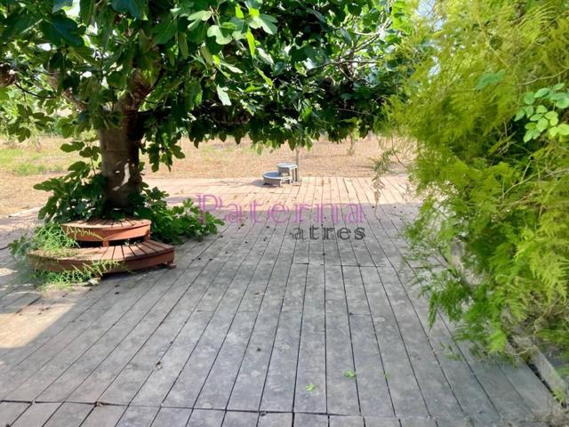 Terreno en venta en Montserrat photo 0