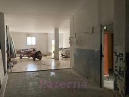 Alquiler de local en Paterna photo 0
