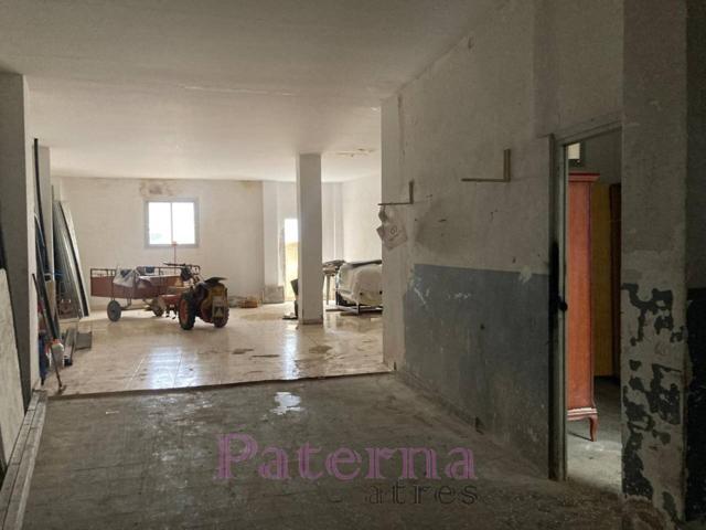 Alquiler de local en Paterna photo 0