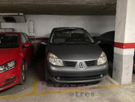 ¡Garaje en venta en Paterna Centro! photo 0