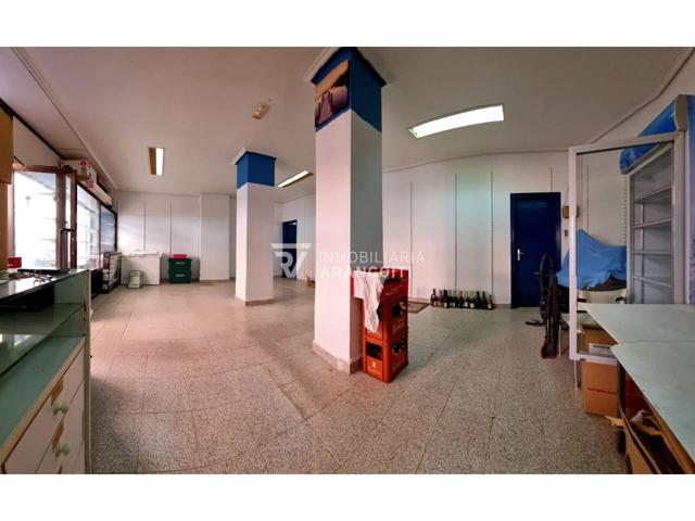 Se vende local de 60m2, el edificio es de hormigón. Distribuido en dos estancias pudiendo hacerlo todo diáfano. photo 0