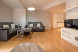 Increíble y amplio piso en venta en Primero de Mayo, Triana photo 0