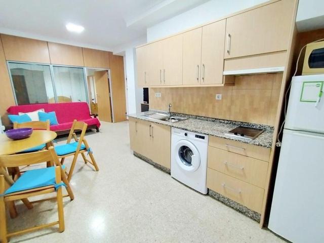 Se vende apartamento con dormitorio independiente Las Palmas de Gran Canaria –Triana - San Telmo photo 0