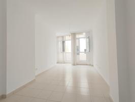 Piso en venta cerca de Playa de Las Canteras photo 0