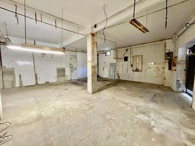 Venta Local comercial - Sant Francesc, Ciutat vella, Valencia photo 0