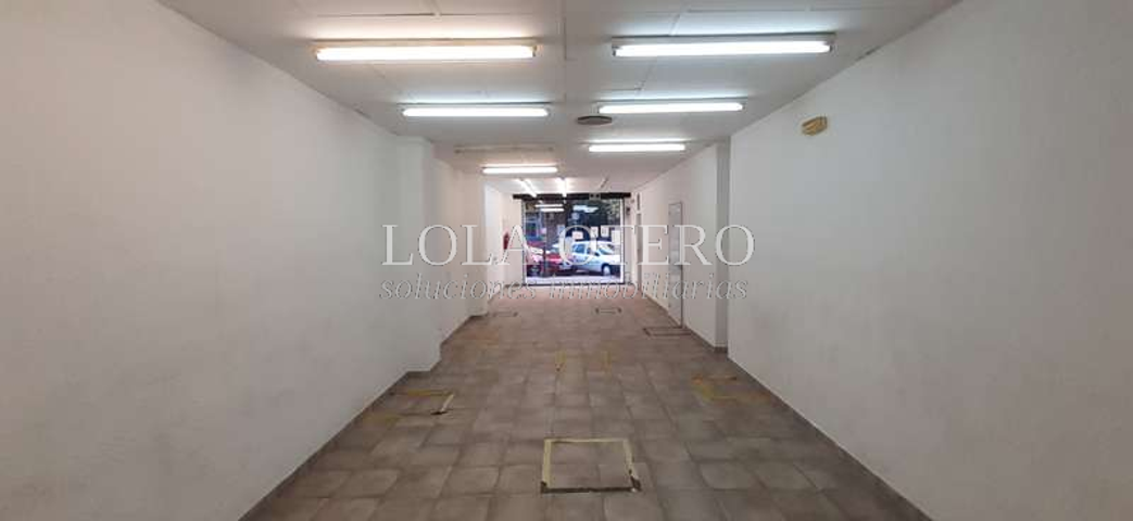 Alquiler Local comercial - Cuatre Carreres, Valencia photo 0