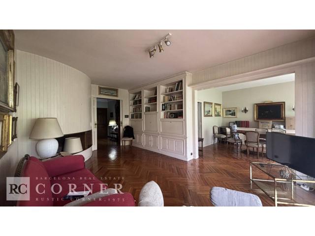 Fantástico piso con excelente distribución en Bonanova photo 0