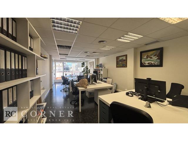 Oficina en alquiler en Sant Gervasi-Galvany photo 0