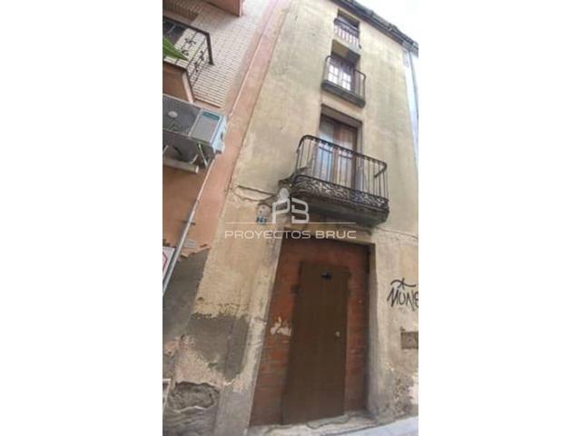 CASA EN VENTA EN CAPELLADES photo 0