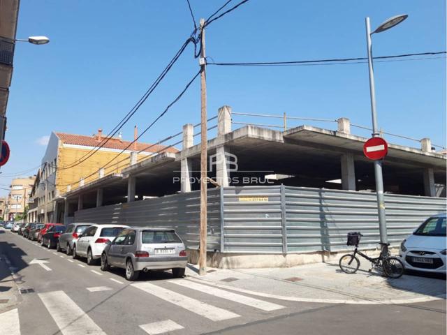 Edificio en venta en Centre photo 0