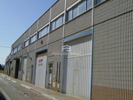 En Abrera - Nave Industrial en planta baja con oficinas, en la zona del Rebato - Alquiler photo 0