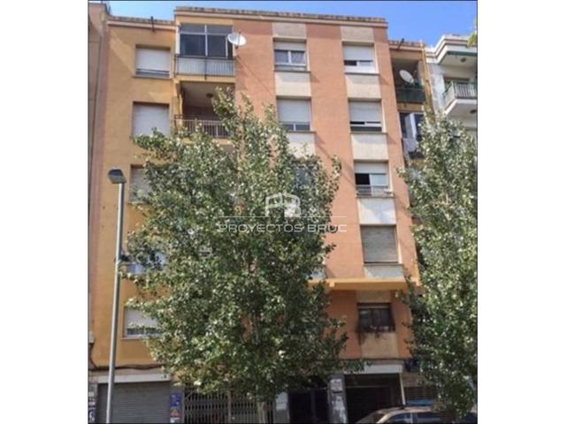 PISO EN VENTA EN MARTORELL photo 0