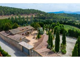 En Jorba - Espectacular Masía con gran parcela ajardinada, piscina, pista deportiva - Infórmese photo 0