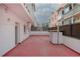 En Sabadell - Piso en situación especial ocupado, consúltenos - Venta photo 0