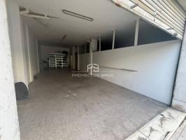 En Abrera, Local comercial en planta baja, disponible para entrar en Alquiler photo 0