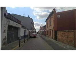 Esparreguera, en el pueblo - Casa ocupada ilegalmente - Infórmese condiciones photo 0