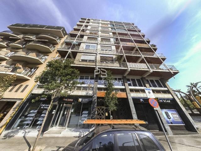 LOCAL ALQUILER GRAN VIA CARLES III, BARCELONA photo 0
