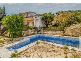 Corbera Llobregat - Torre a reformar con piscina, garaje en Can Armengol - Infórmese photo 0