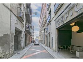 Piso en venta en Centre photo 0