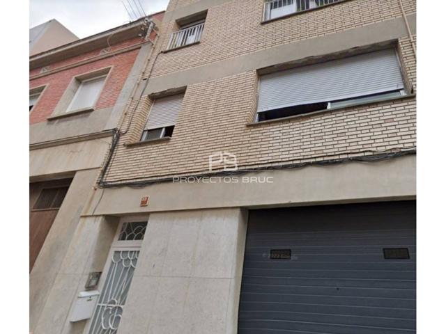 Piso en venta en Centre photo 0