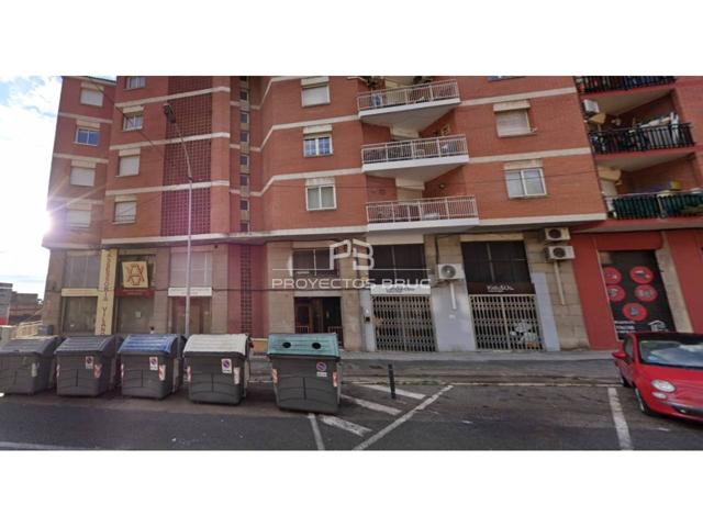 Cervelló - Local comercial en planta baja en venta photo 0