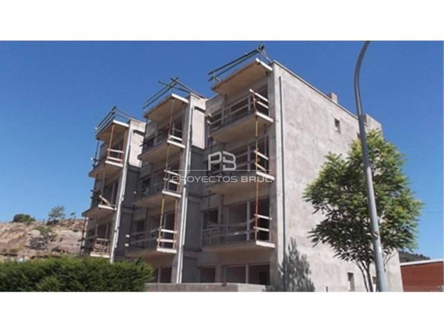 Sallent - Edificio en construcción, obra parada en Venta - Infórmese photo 0