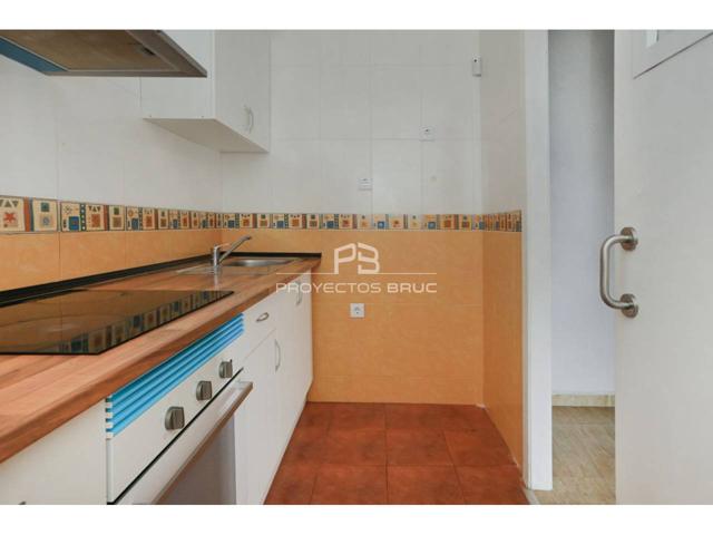 Terrassa - Piso de 3 habitaciones cerca de la estación tren - Infórmese photo 0