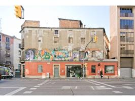 Manresa - Edificio Plurifamiliar: 2 viviendas + local comercial en venta photo 0