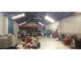 Esparreguera - Nave industrial en planta baja en el Centro del pueblo - Venta photo 0