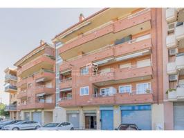 Olesa de Montserrat - Local Comercial diáfano en venta - Infórmese photo 0