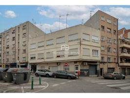 Piso en venta en Terrassa photo 0