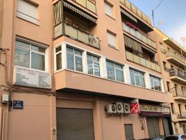 Locales en venta en Terrassa photo 0