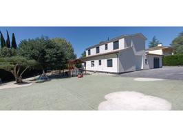 Collbató, la casa de sus sueños, muy actual, con piscina, amplia parcela, sencillamente Espectacular photo 0