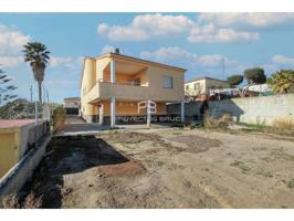 CASA DE PIERA EN VENTA photo 0