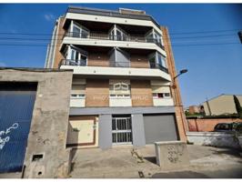 Piso en venta en Sant Vicenç dels Horts photo 0