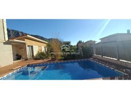 Collbató en Can Ollé - Espectacular Torre con vista a Montserrat, parcela ajardinada, piscina. Visítela photo 0