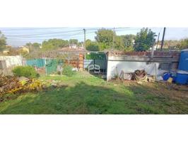 En El Bruc en Montserrat Parc - Terreno con pequeña edificación-almacenaje - Infórmese condiciones photo 0