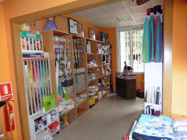 Local comercial en venta photo 0