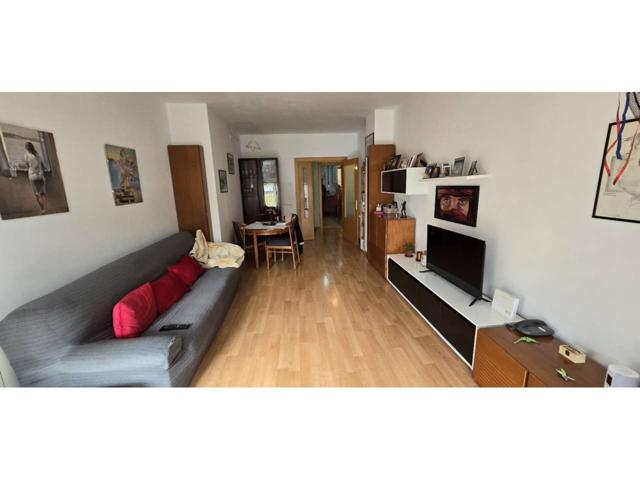 Piso En venta en Girona photo 0