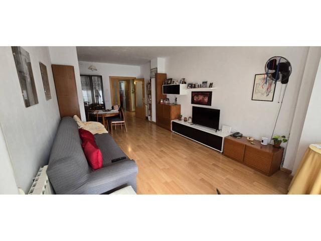 Piso En venta en Girona photo 0
