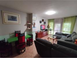Venta de un piso en Salt photo 0
